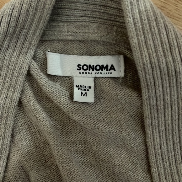 Tan/Light Gray Long Sleeve Cardigan w/ Two Pockets - Picture 2 of 2